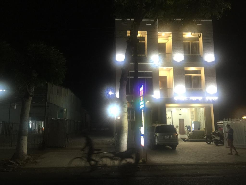 Phong Lan Guesthouse Чау-Док Экстерьер фото